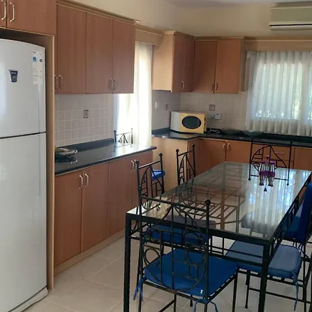 Karaoglanoglu Villa Agia Varvara